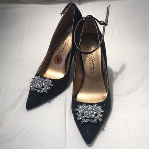 Badgley Mischka Evening Pumps